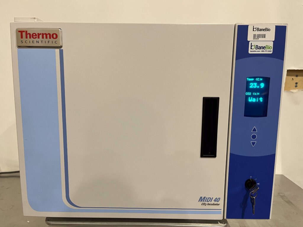 Thermo Fisher Midi 40 CO2 Incubator 3403 BaneBio