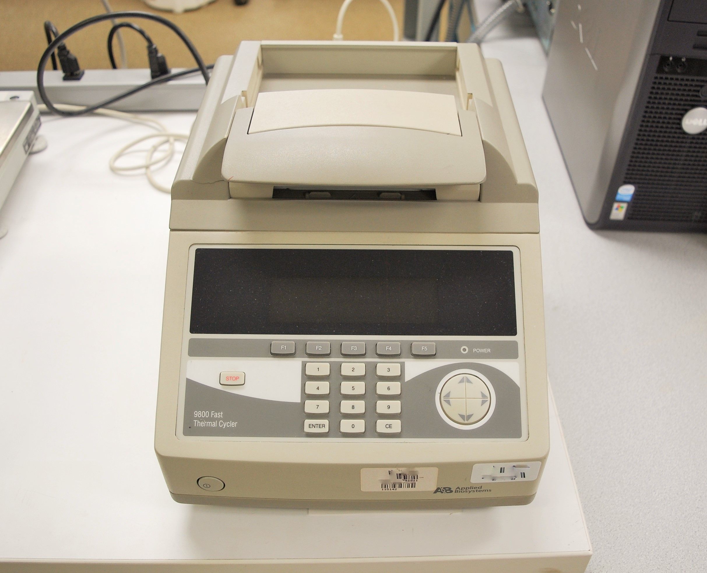 HOT即納140☆Applied Biosystems 9800 Fast Thermal Cycler☆3N-758 その他