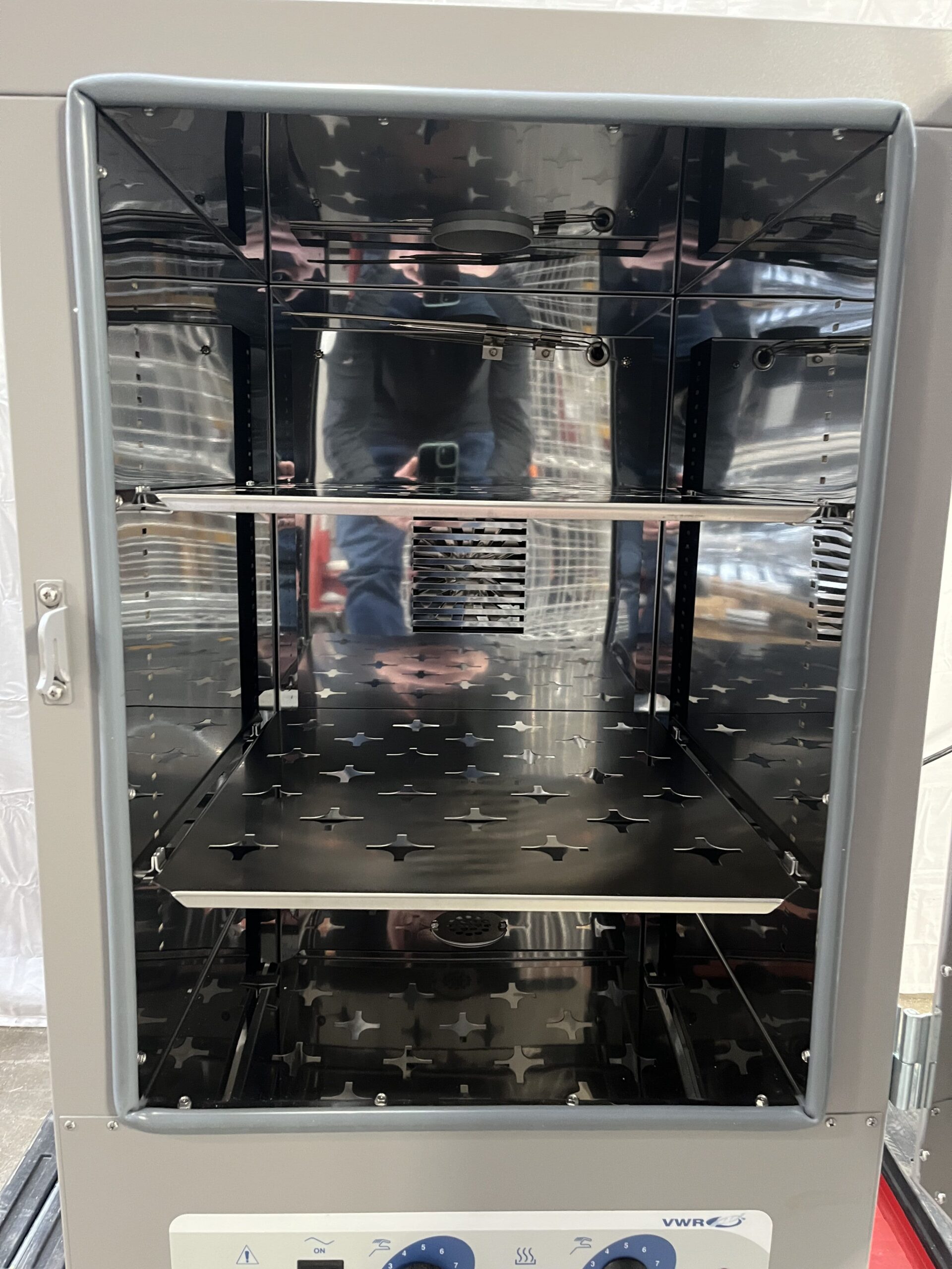 VWR Forced Air Oven 1325F | BaneBio