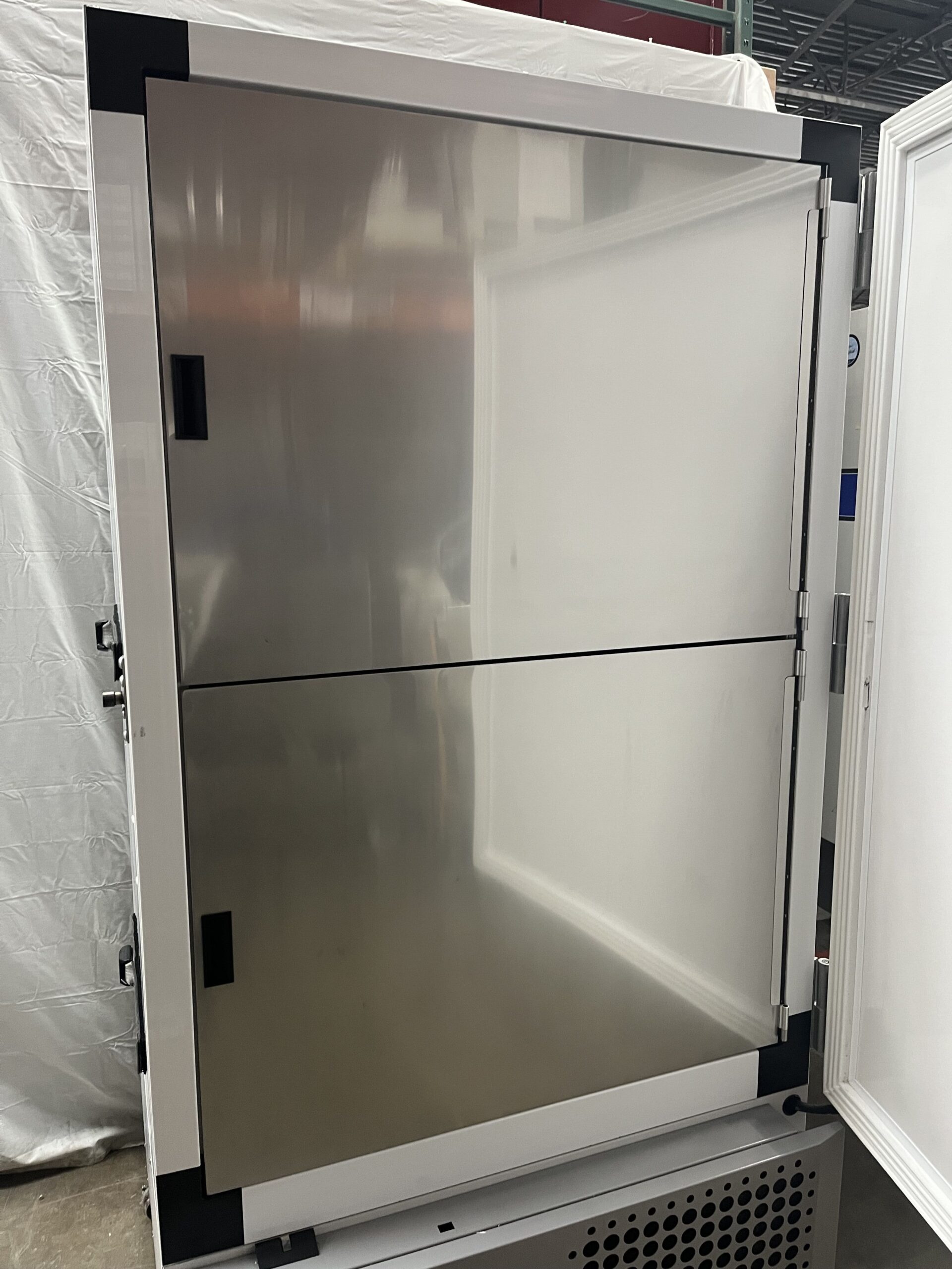 タッパー Thermo Scientific -80C Ultra Low Freezer TSX60086D | BaneBio